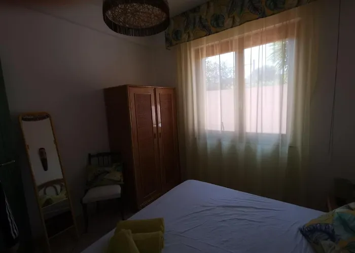 Con Giardino In In Centro * Villasimius